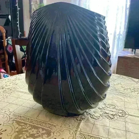 Art Deco Large Vintage Black Vase - Picture 3 of 9